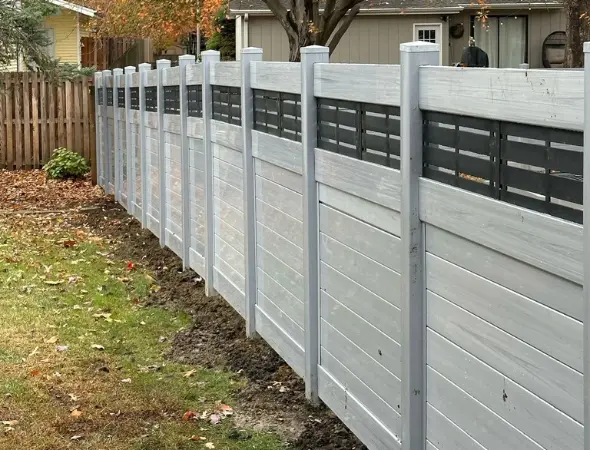 professional fence construction in springfield il